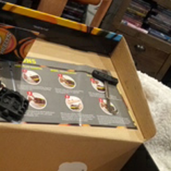 Heelys size 4 red and black boys sneakers - Picture 7 of 7